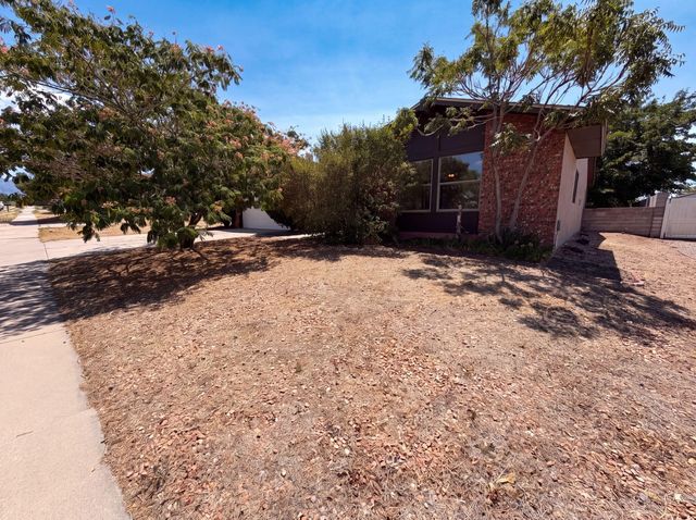6908 Welton Drive NE, Albuquerque, NM 87109