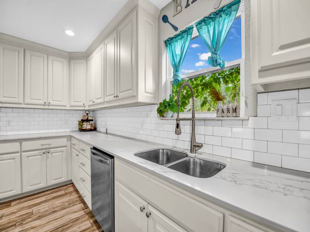 104 Turkey Creek Road, Mineral Wells, TX 76067