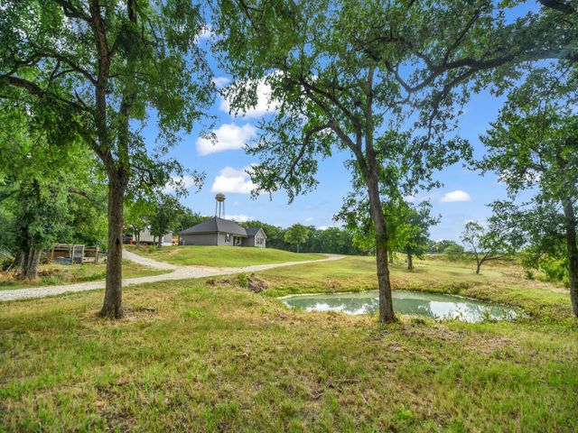 104 Turkey Creek Road, Mineral Wells, TX 76067