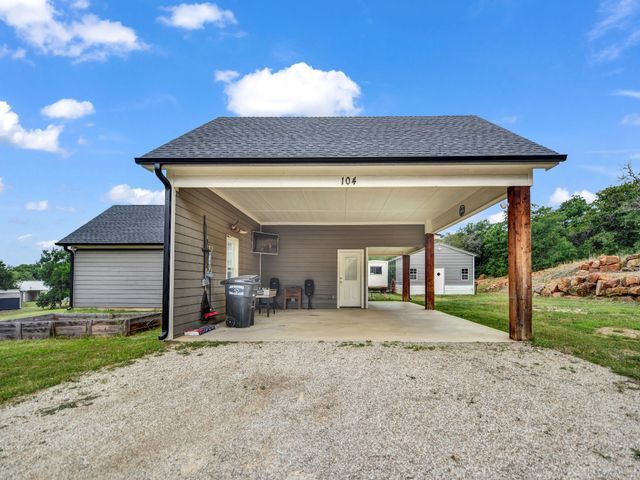104 Turkey Creek Road, Mineral Wells, TX 76067