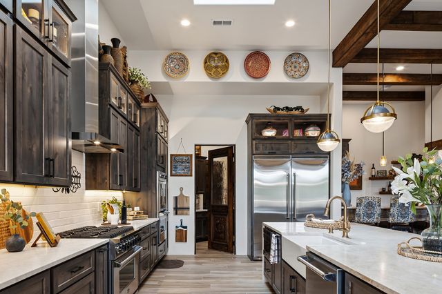 4 Rain Dance Court, Santa Fe, NM 87506