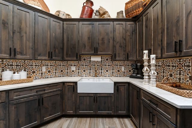 4 Rain Dance Court, Santa Fe, NM 87506