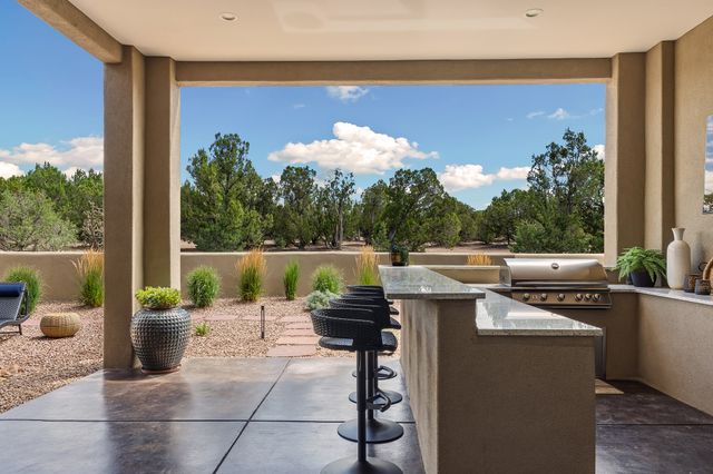 4 Rain Dance Court, Santa Fe, NM 87506