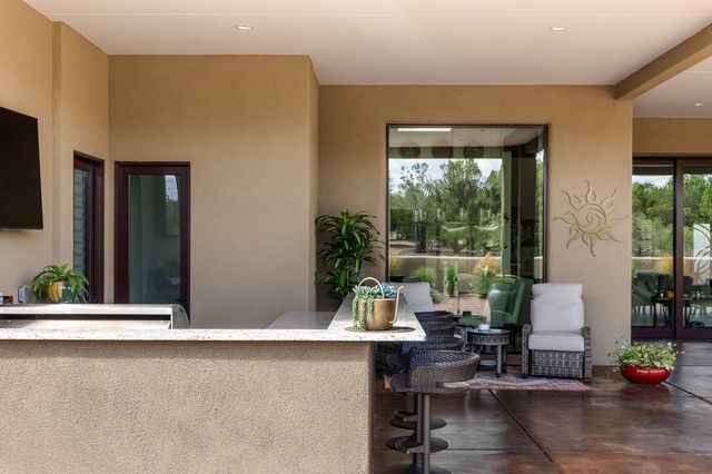 4 Rain Dance Court, Santa Fe, NM 87506