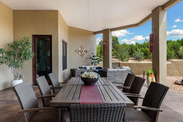 4 Rain Dance Court, Santa Fe, NM 87506