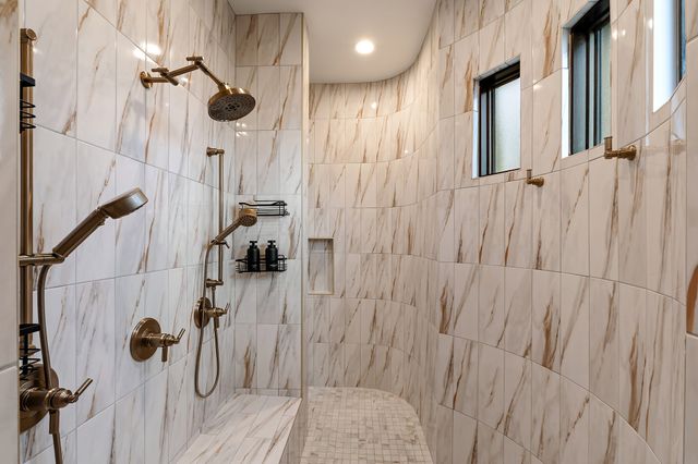 4 Rain Dance Court, Santa Fe, NM 87506