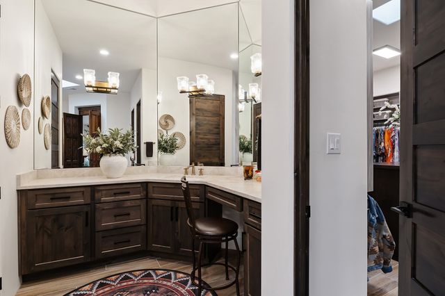 4 Rain Dance Court, Santa Fe, NM 87506