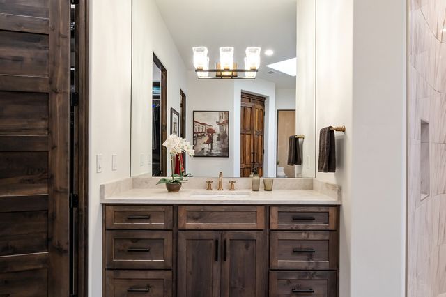 4 Rain Dance Court, Santa Fe, NM 87506