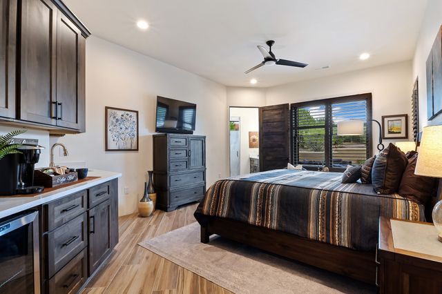 4 Rain Dance Court, Santa Fe, NM 87506