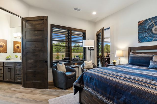 4 Rain Dance Court, Santa Fe, NM 87506