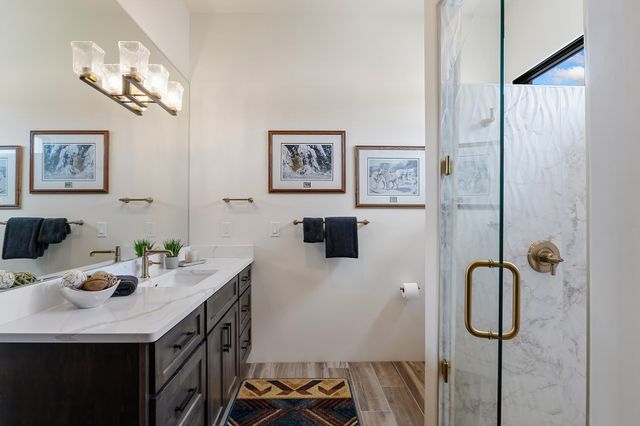 4 Rain Dance Court, Santa Fe, NM 87506