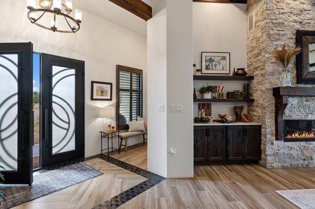 4 Rain Dance Court, Santa Fe, NM 87506