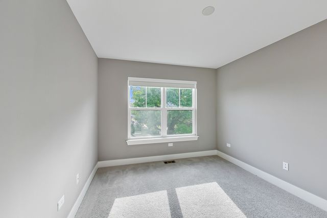 20 Webster Avenue C, Highwood, IL 60040