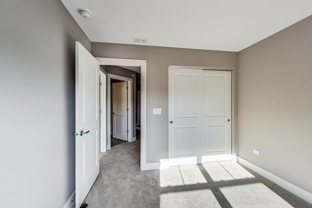 20 Webster Avenue C, Highwood, IL 60040