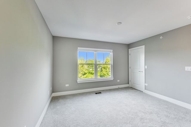 20 Webster Avenue C, Highwood, IL 60040