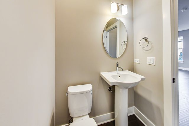 20 Webster Avenue C, Highwood, IL 60040