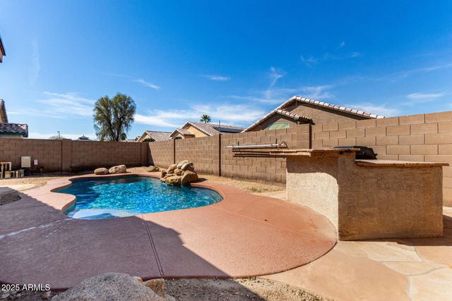 15820 W MONROE Street, Goodyear, AZ 85338