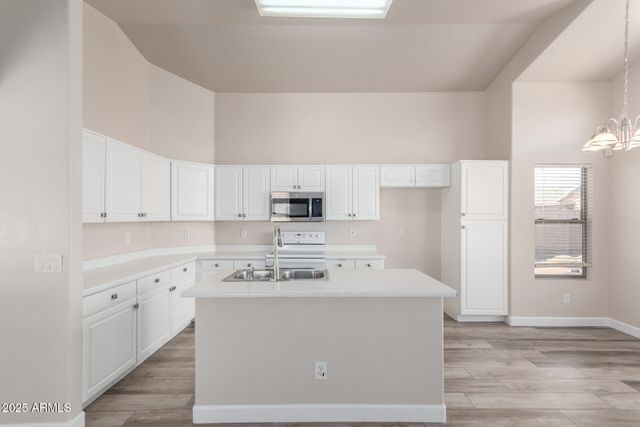 15820 W MONROE Street, Goodyear, AZ 85338