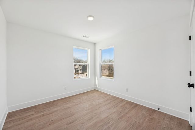 813 Easton Ln, Gallatin, TN 37066