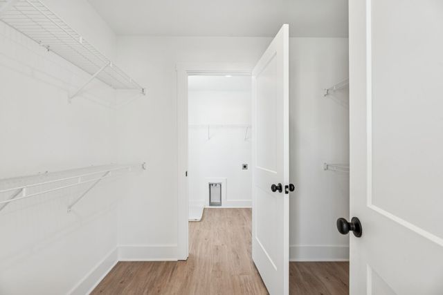 813 Easton Ln, Gallatin, TN 37066