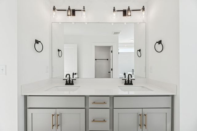 813 Easton Ln, Gallatin, TN 37066