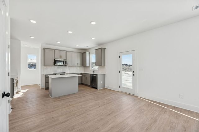 813 Easton Ln, Gallatin, TN 37066