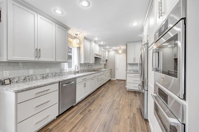 4640 RIDGEVIEW COURT, Wisconsin Rapids, WI 54494