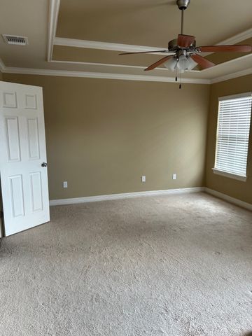 1709 Avondale Court, Bossier City, LA 71112