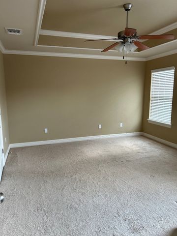 1709 Avondale Court, Bossier City, LA 71112