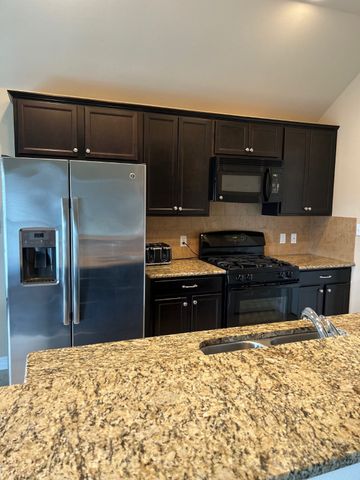 1709 Avondale Court, Bossier City, LA 71112