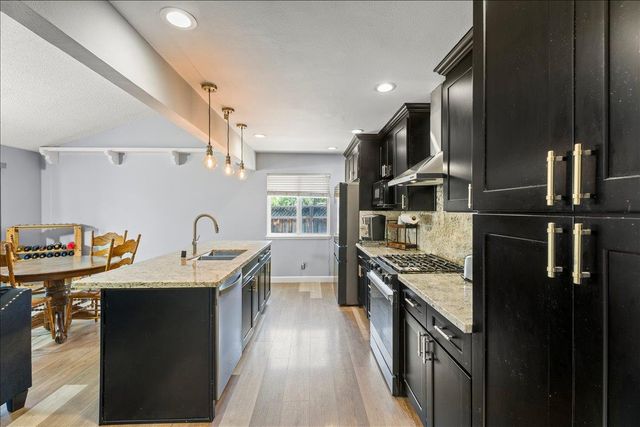 4584 Thousand Oaks Drive, San Jose, CA 95136