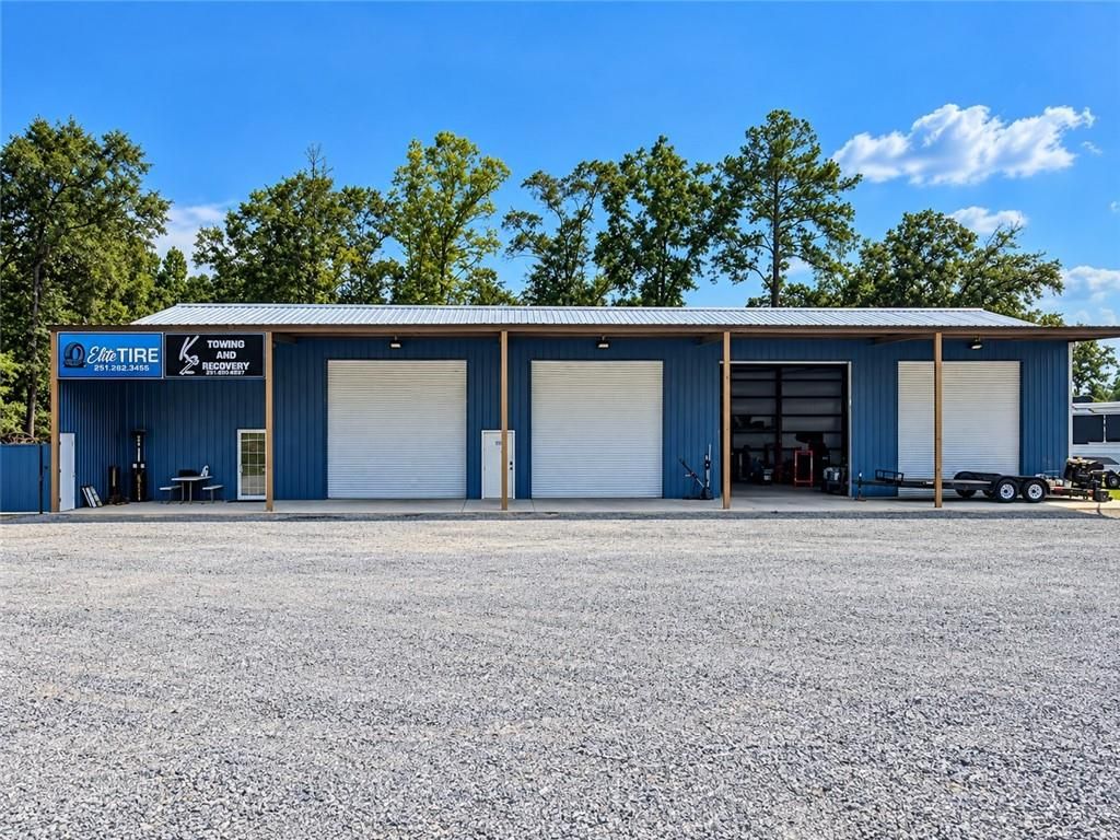 300 Dead Lake Road, Creola, AL 36525 — exterior