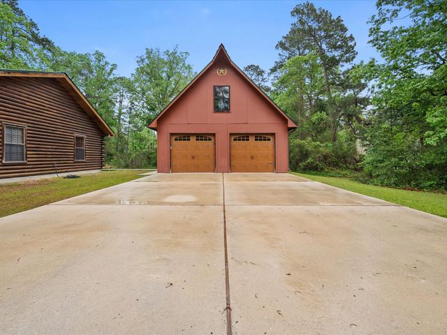 12868 Levi Road, Willis, TX 77378