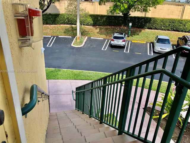 7290 NW 114th Ave 209-7, Doral, FL 33178