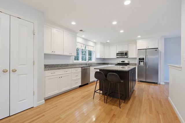 15 Willow Brook Lane, Blackstone, MA 01504
