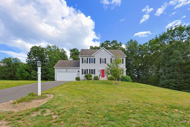 15 Willow Brook Lane, Blackstone, MA 01504
