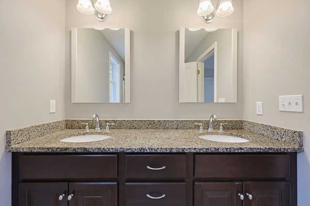 15 Willow Brook Lane, Blackstone, MA 01504