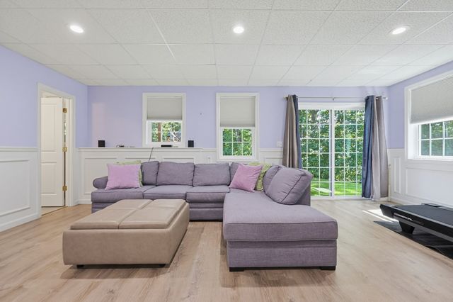 15 Willow Brook Lane, Blackstone, MA 01504