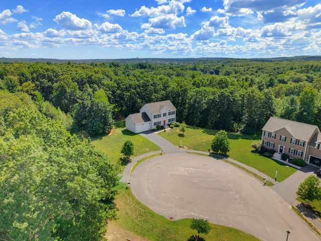 15 Willow Brook Lane, Blackstone, MA 01504