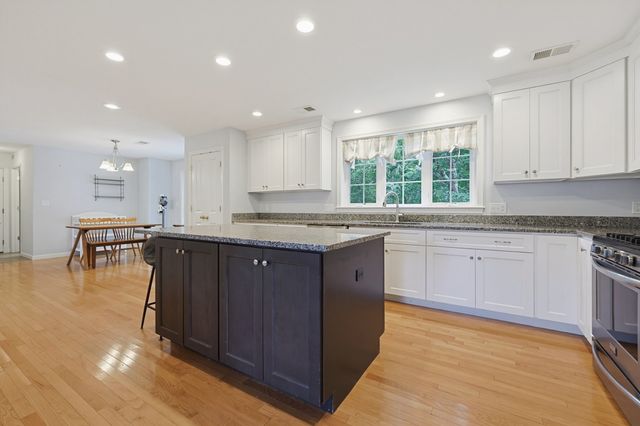 15 Willow Brook Lane, Blackstone, MA 01504