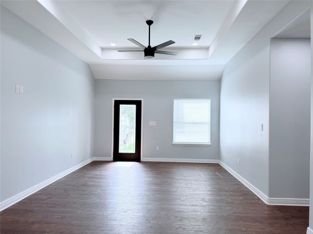 449 Cypress Street, Pittsburg, TX 75686