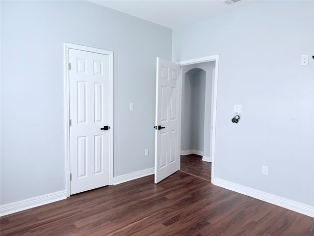 449 Cypress Street, Pittsburg, TX 75686