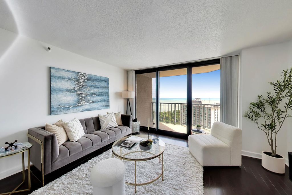 3660 N LAKE SHORE Drive 3307, Chicago, IL 60613 — photo 4