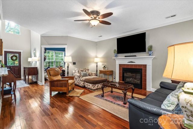 131 Misty Arbor Lane, Mooresville, NC 28117