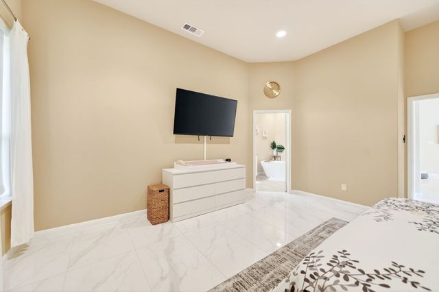 6622 Windward View Drive, Rowlett, TX 75088