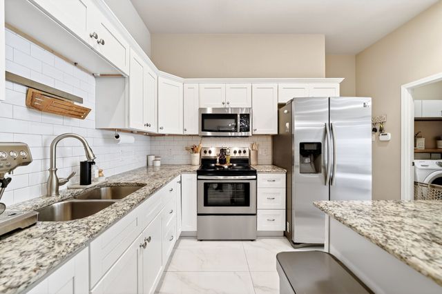 6622 Windward View Drive, Rowlett, TX 75088