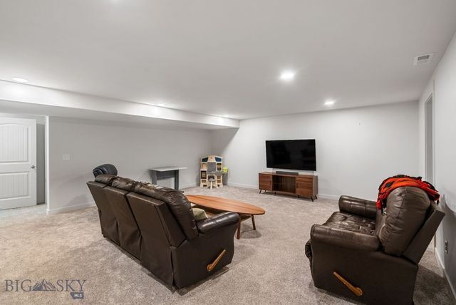 1502 Roundup Boulevard, Belgrade, MT 59714