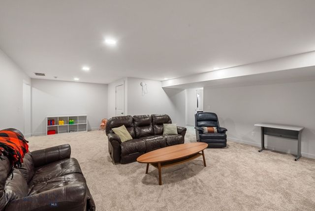 1502 Roundup Boulevard, Belgrade, MT 59714