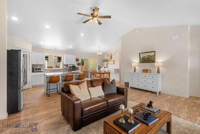 1502 Roundup Boulevard, Belgrade, MT 59714
