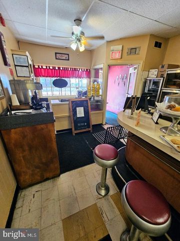 192 S BROAD ST, Trenton, NJ 08608